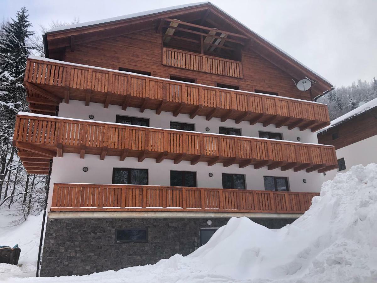 Apartmanovy Dom Poludnica - Chopok Juh Тале Экстерьер фото