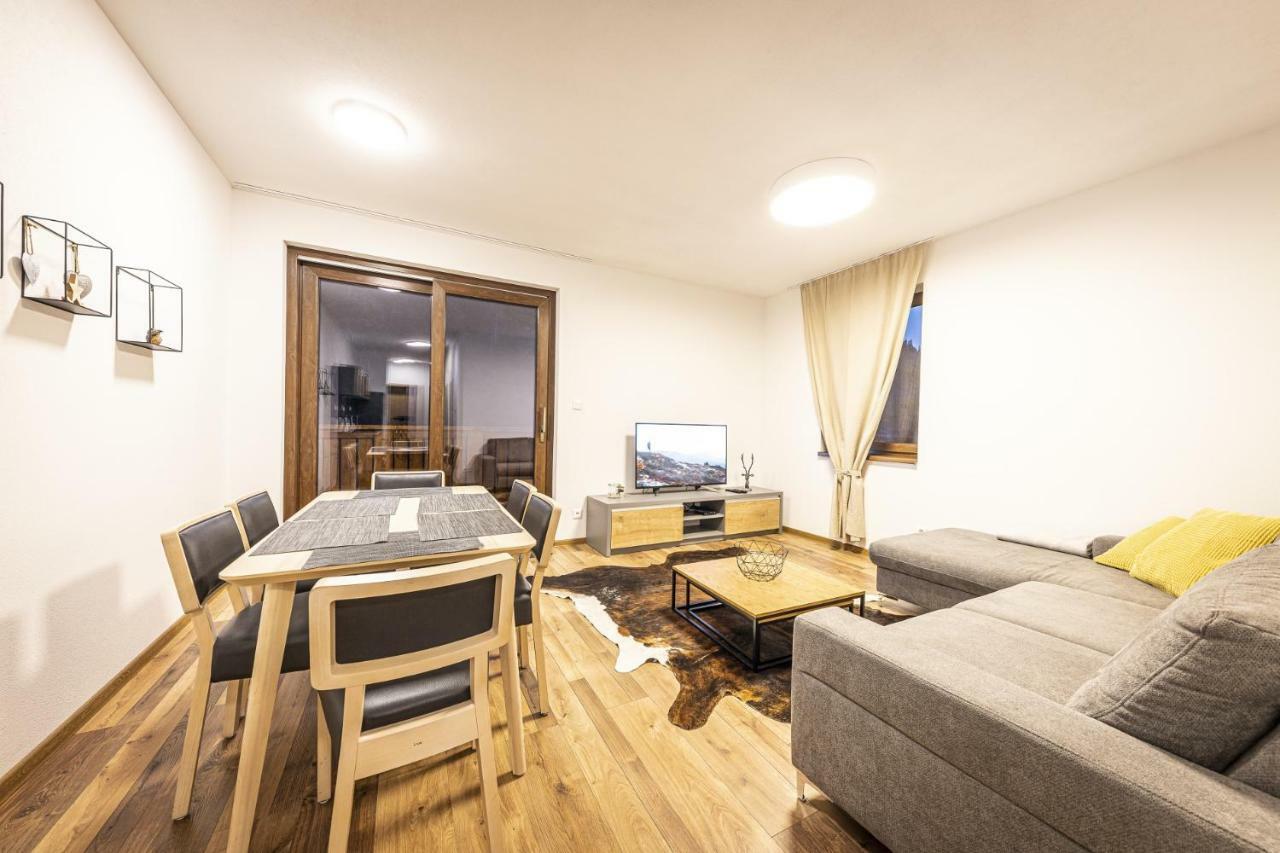 Apartmanovy Dom Poludnica - Chopok Juh Тале Экстерьер фото