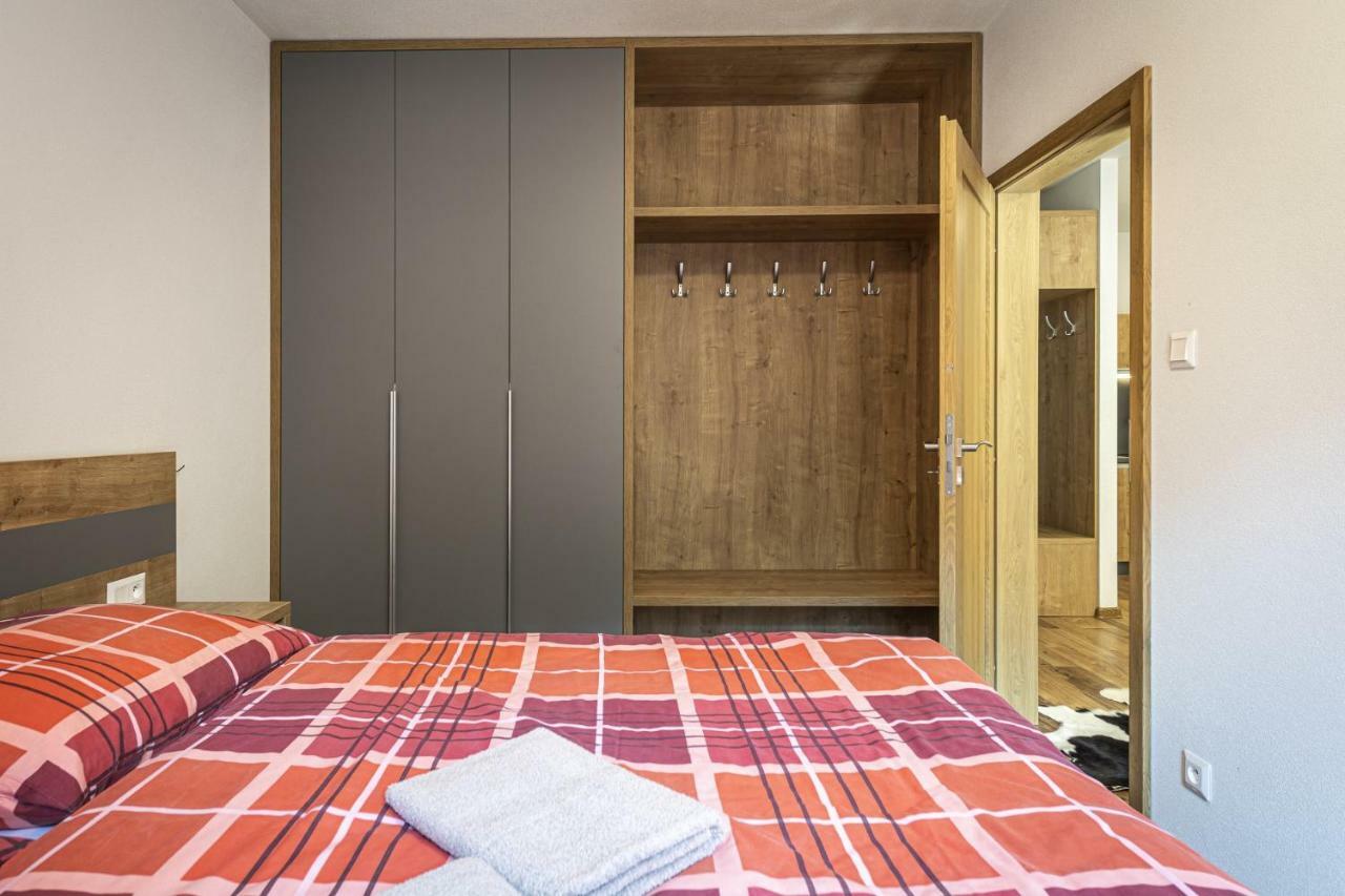 Apartmanovy Dom Poludnica - Chopok Juh Тале Экстерьер фото