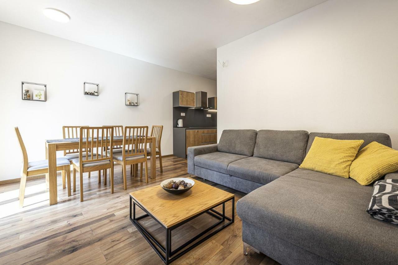 Apartmanovy Dom Poludnica - Chopok Juh Тале Экстерьер фото