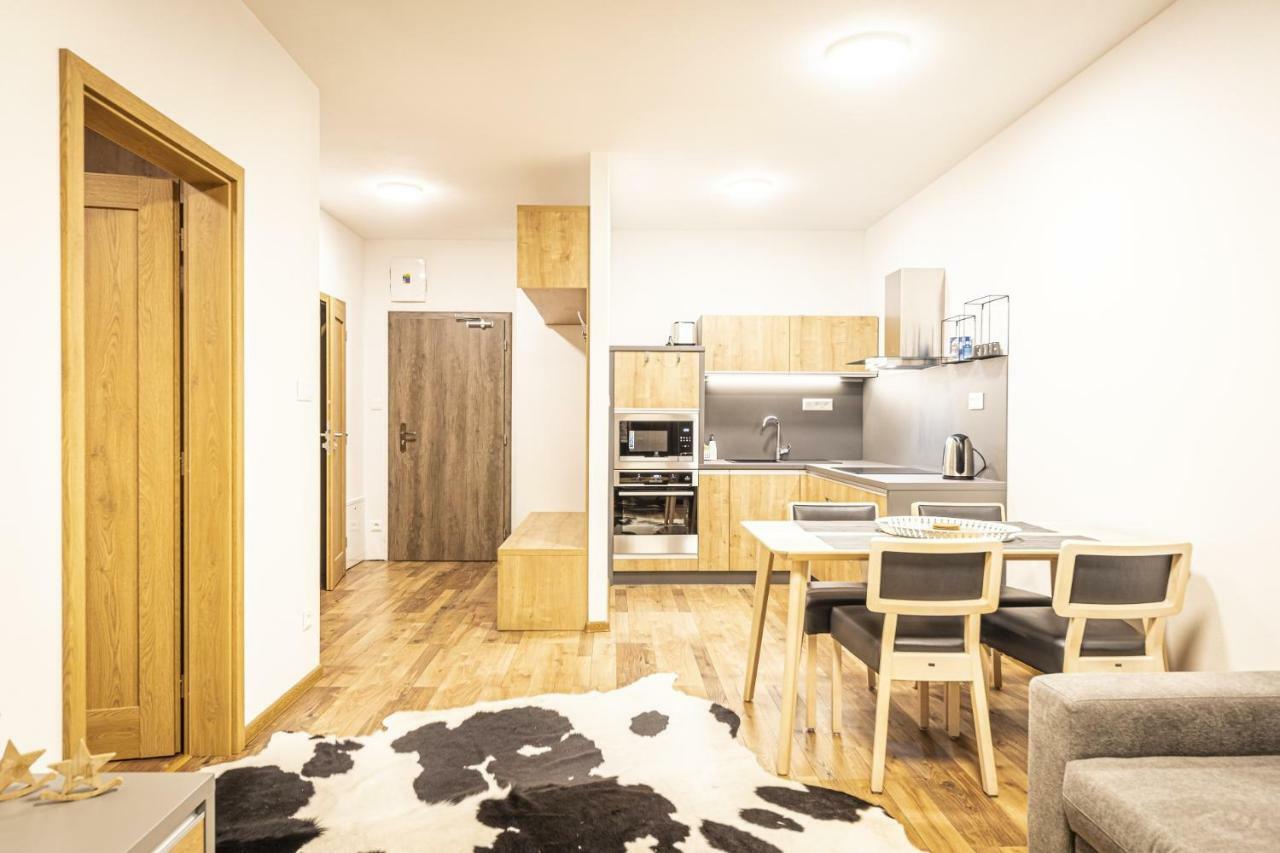 Отель Apartmanovy Dom Poludnica - Chopok Juh Тале Экстерьер фото