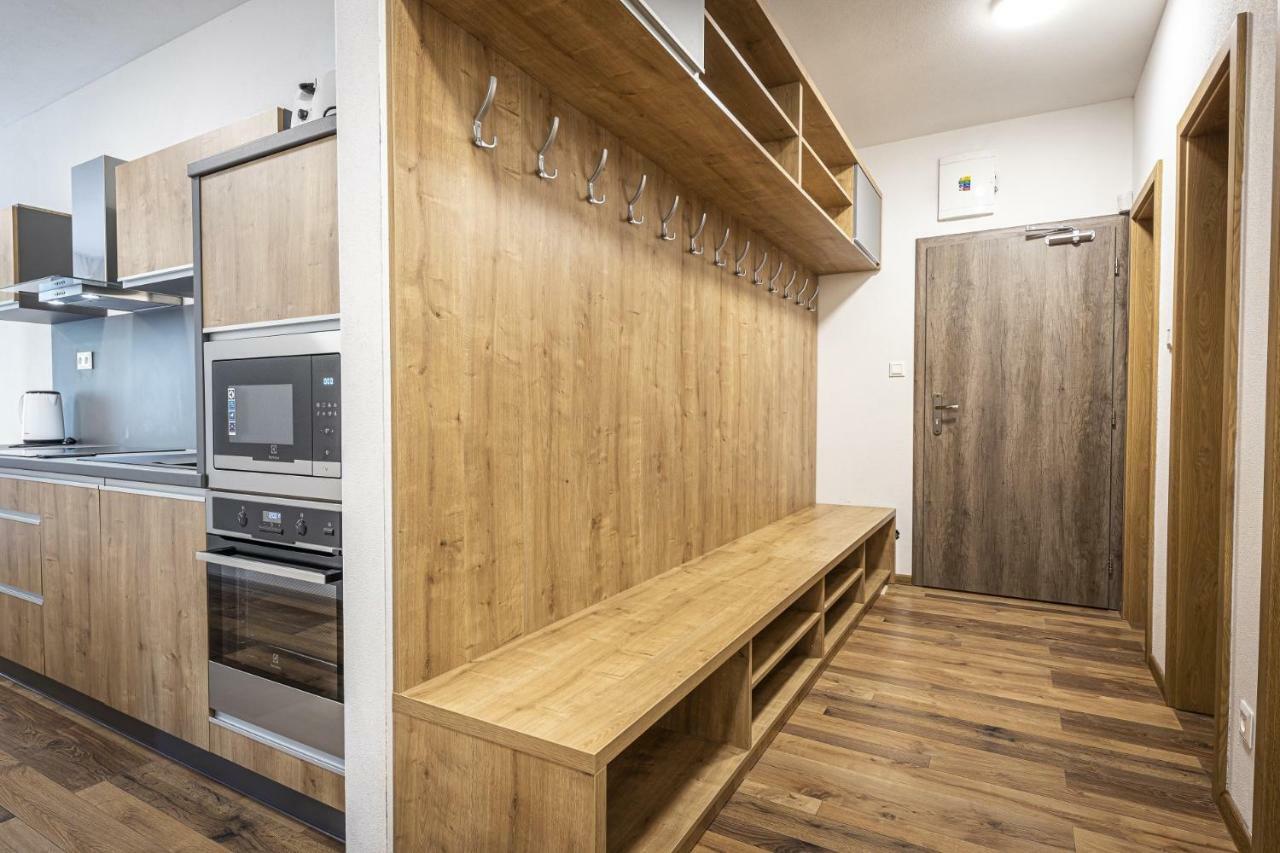 Apartmanovy Dom Poludnica - Chopok Juh Тале Экстерьер фото