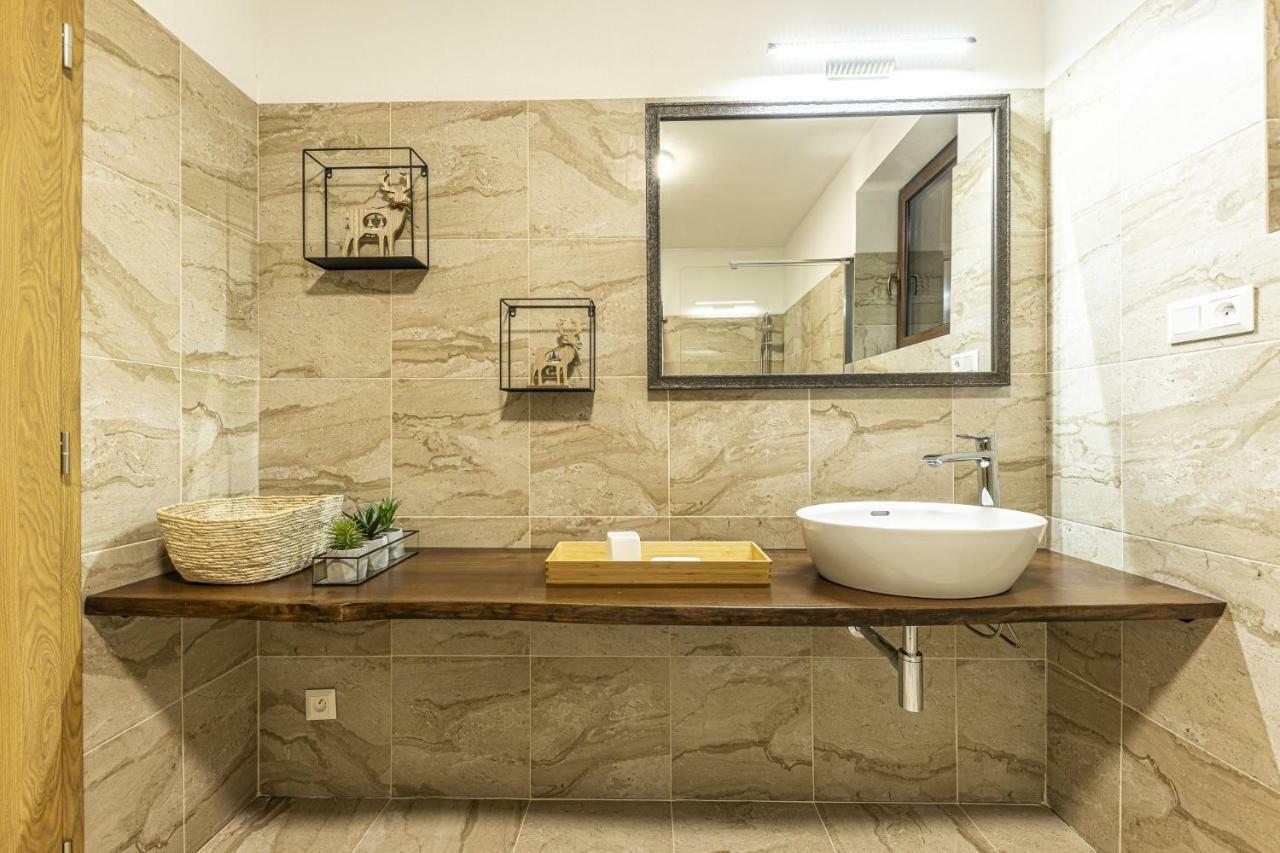 Apartmanovy Dom Poludnica - Chopok Juh Тале Экстерьер фото