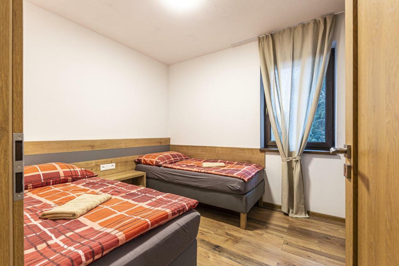 Apartmanovy Dom Poludnica - Chopok Juh Тале Экстерьер фото